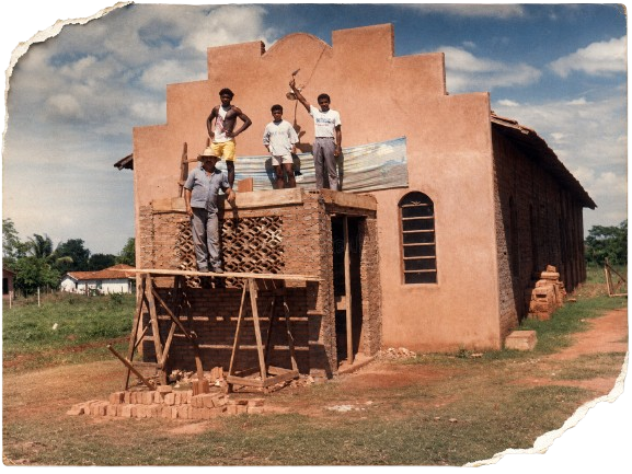 Fundação — 1986